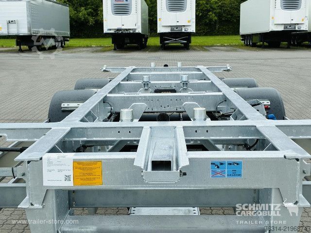 スワップシャーシトレーラー Schmitz Cargobull Zentralachsanhänger Wechselfahrgestell Maxiausführ