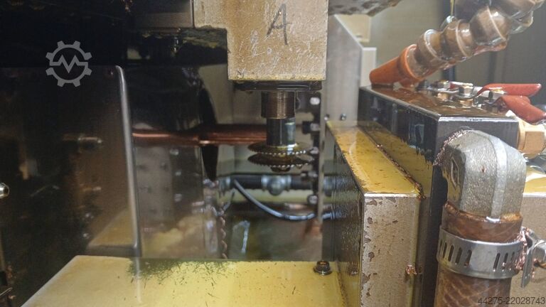 CNC strugarsko-glodački centar Chiah Chyun Müller CB-32 M KBS2532M