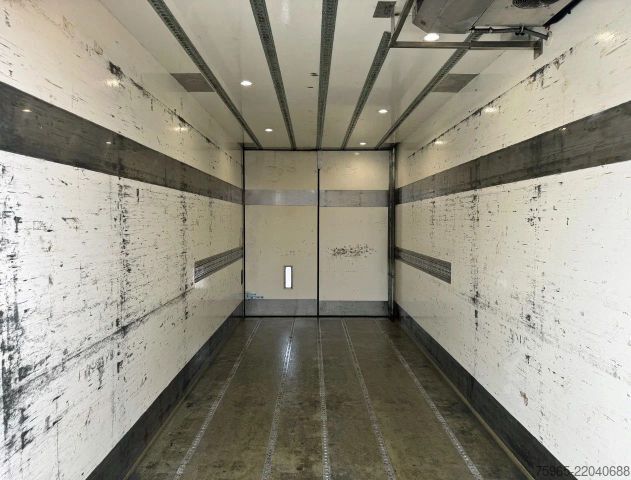 Camion refrigerato MERCEDES-BENZ Actros 2642 HEIWO ISOLATED BOXES DOUBLE DOORS TR