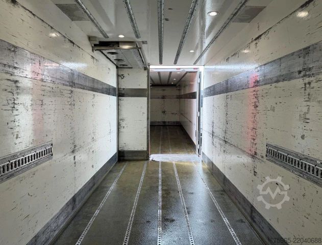 Camion refrigerato MERCEDES-BENZ Actros 2642 HEIWO ISOLATED BOXES DOUBLE DOORS TR