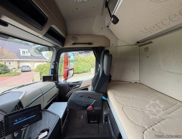 Camion refrigerato MERCEDES-BENZ Actros 2642 HEIWO ISOLATED BOXES DOUBLE DOORS TR