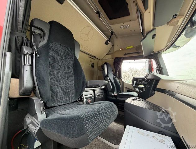 Camion refrigerato MERCEDES-BENZ Actros 2642 HEIWO ISOLATED BOXES DOUBLE DOORS TR