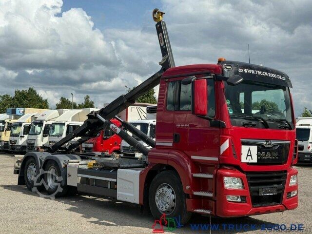 Kamion me krah të lëvizshëm për kontejnerë MAN TGS 26.430 Hyva 60.20S Retarder Lenk Liftachse