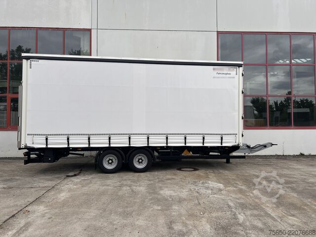 Trailer terbuka dengan terpal Möslein TPS 105 D-L  Planenanhänger, Ladebordwand + Durchladbar neuwertig