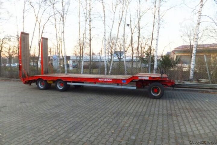 Lavtloader trailer Müller Mitteltal T 3  3 Achs Tieflader- Anhänger