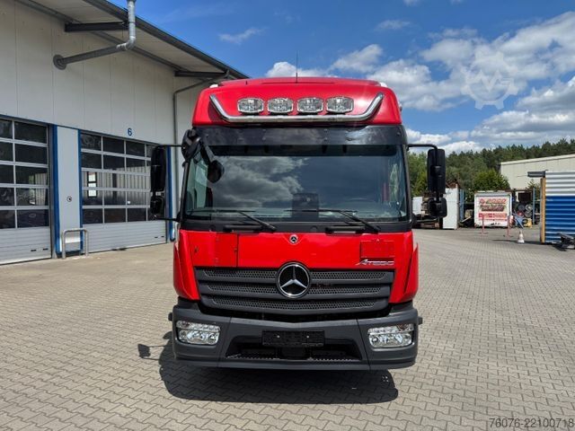 Kutu kamyonu MERCEDES-BENZ 1224 L 7,3m  LBW 1.5t Klima Heizung 1 Bett