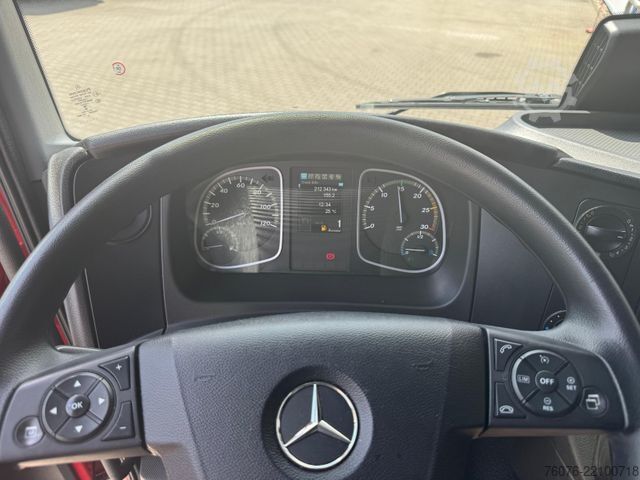 Kutu kamyonu MERCEDES-BENZ 1224 L 7,3m  LBW 1.5t Klima Heizung 1 Bett