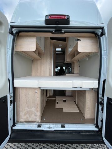 Asuntoauto PÖSSL 2Win Vario | Automatik | Platz für 4 Personen