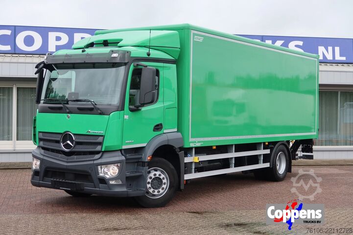 Bavul Mercedes-Benz Actros 1824L Bakwagen + Laadklep 2000 kg