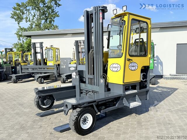4方向フォークリフト Combilift C5000XL GAS TRIPLEX 6000 EXTENDABLE FORK