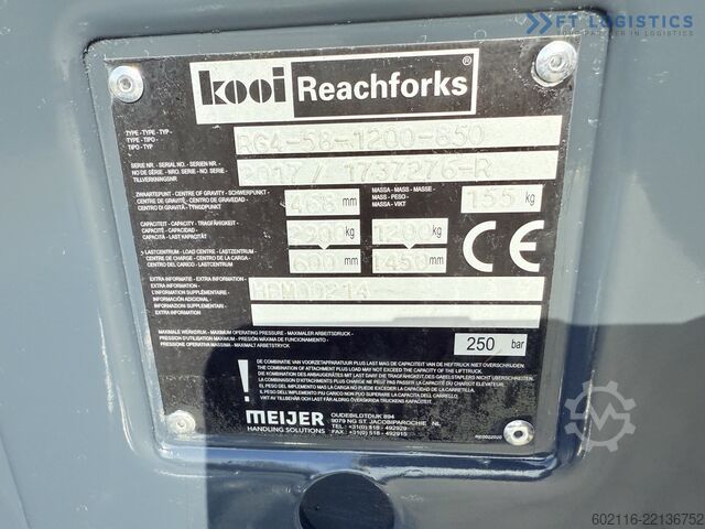 4方向フォークリフト Combilift C5000XL GAS TRIPLEX 6000 EXTENDABLE FORK
