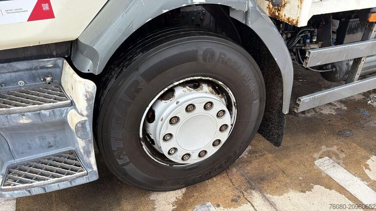 Treler platform Renault Midlum 270 (18 TONNES / BOITE MANUELLE / MANUAL...