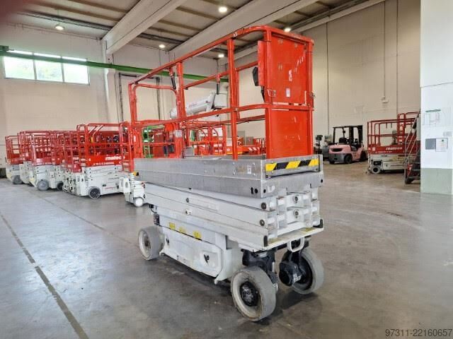 Elevador de tesoura JLG 2030ES