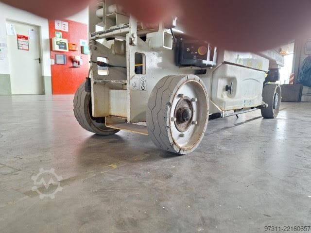 Elevador de tesoura JLG 2030ES