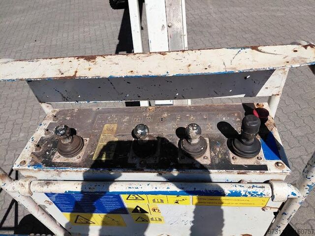 Plataforma de trabajo telescópica articulada Genie Z-80/60