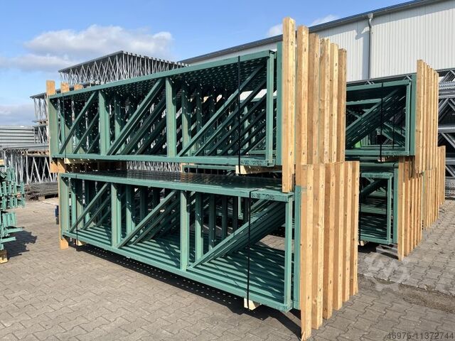Pallet racking Hovuma/ 12,02 lfm./ Ständer: 3.650 x 870 mm/ Traverse: 2.880 mm
