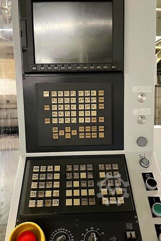 Fjölspindilvél EMAG VSC 200 TWIN