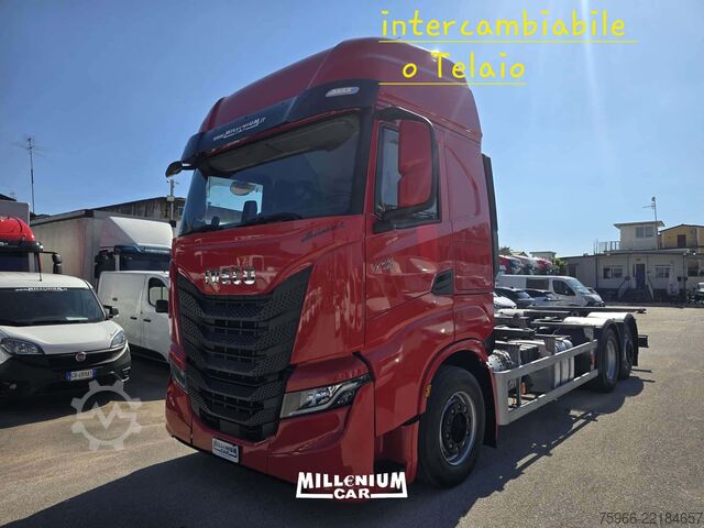 卡车底盘 IVECO SWAY 480 MOTRICE 3 ASSI 12/2021