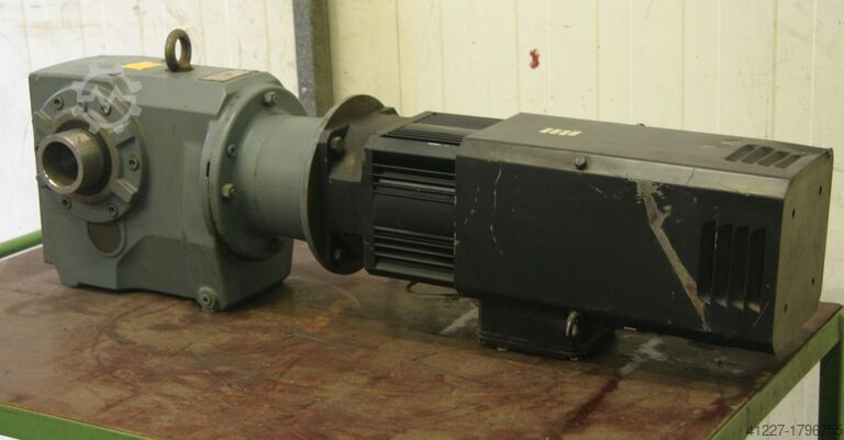 Üç fazlı senkron motor Baumüller SEW DSOG 100-M