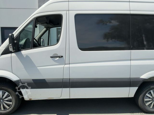 Minibusz VOLKSWAGEN Crafter Kasten 35 kurz L1H2 Hochdach