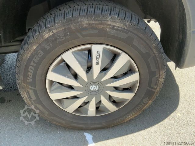 Minibusz VOLKSWAGEN Crafter Kasten 35 kurz L1H2 Hochdach