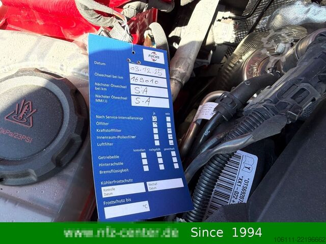 মিনিবাস VOLKSWAGEN Passat Variant Business 2,0TDI DSG ACC