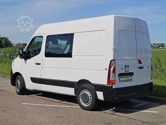 Mobil station wagon beratap tinggi RENAULT MASTER 2.3 L2H2 Dubbele Cabine