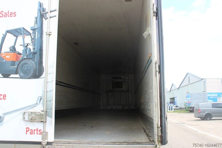 Transport refrigerat/congelat LAG + CARRIER + MAXIMA 1300