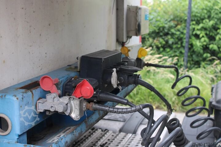 Transport refrigerat/congelat LAG + CARRIER + MAXIMA 1300