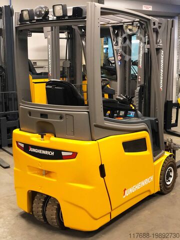 Električni trikolesnik Jungheinrich EFG 218k - Service Neu - Batterie 88% - Triplex