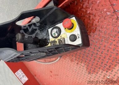 シザースリフト Skyjack SJ 3220 E Elektro 7,95 m