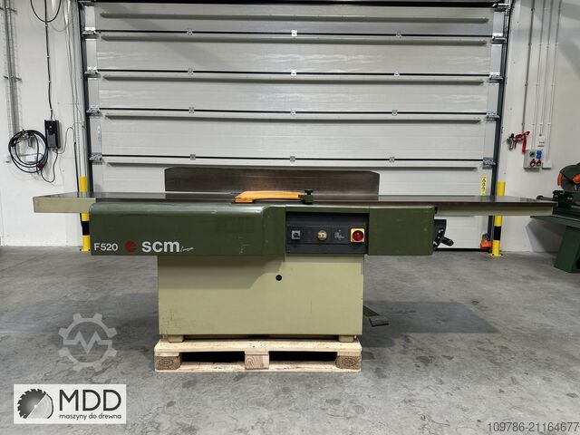  SCM F520