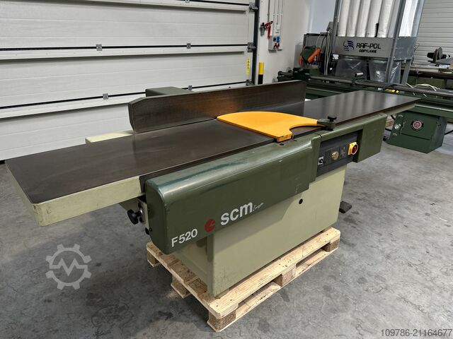  SCM F520
