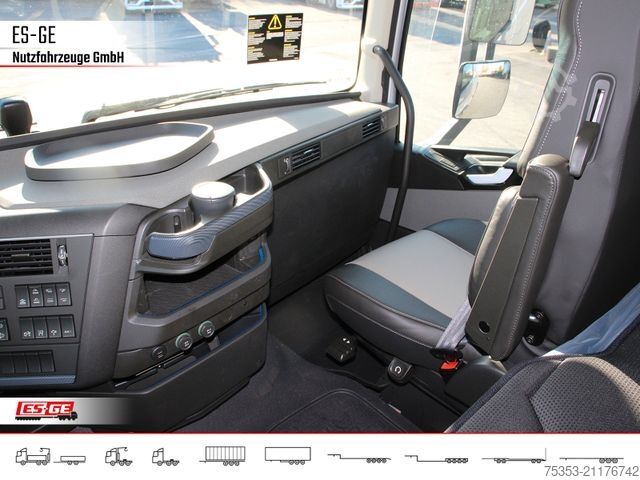 Sunkvežimis sunkiems kroviniams vežti VOLVO FH 551 8x4 Tridem VLA (Luftfederung)