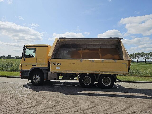 Volquete de 3 lados MERCEDES-BENZ ACTROS 2641 MP3 6X4 CARNEHL 3S