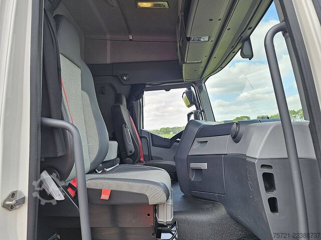  RENAULT T 520 13 LITER