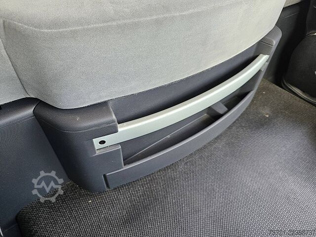  RENAULT T 520 13 LITER