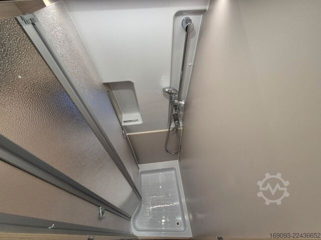 Autocaravana CHAUSSON V697 Sport Line *MJ26*18"ALU*Autom*Arctic*7000¤!