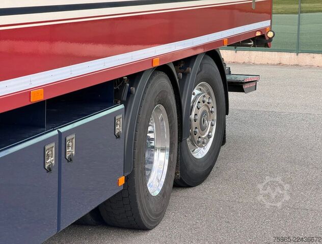 Kuorma-auto umpikorilla VOLVO FH 13.500 I-PARK COOL FULL AIR HEIWO ISOLATED BO