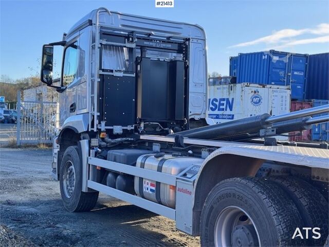 Hook arm system Mercedes-Benz Arocs 2543 6x2 Hook Truck. 3600 km!!
