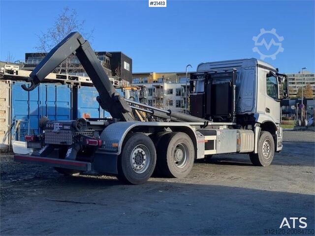 Hook arm system Mercedes-Benz Arocs 2543 6x2 Hook Truck. 3600 km!!