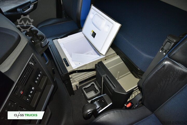 Standardni traktor jedinica VOLVO FH 460 Globetrotter XL Varios i-Save