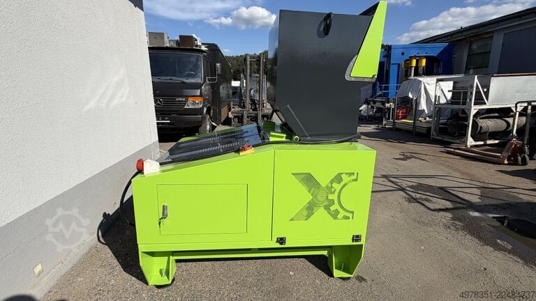 Kaskádos daráló újrahasznosításhoz, 22 kW XC XC-GY30HP