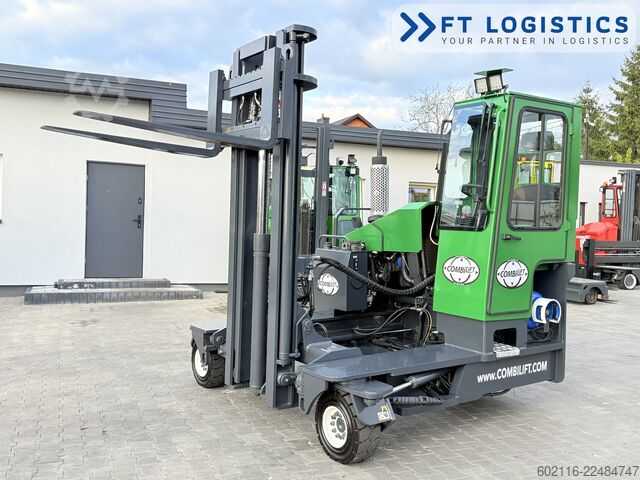 Négyirányú targoncát Combilift C4000 GAS DUPLEX 4100 FREE-LIFT CABIN