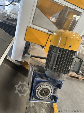 Broyeur (gros et fin) EMAK Grinder