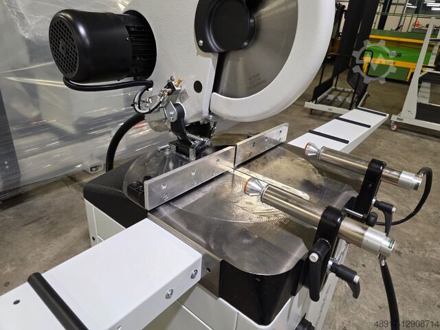 Mesin potong satu kepala FOM INDUSTRIE SIKA PLUS M