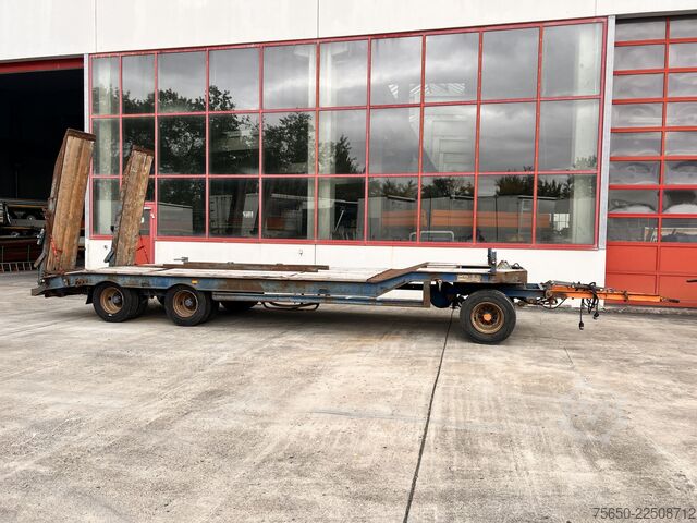 Remolque de plataforma baja Müller-Mitteltal T3  3 Achs Tieflader mit ABS