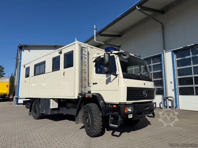 Фургон (вантажний автомобіль) MERCEDES-BENZ 917 A 4x4 Allrad Einzelbereift 6m Koffer Klima