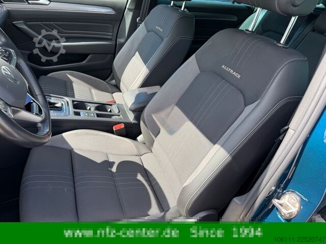 รถมินิบัส VW Passat Variant Alltrack 4Motion 2.0 TDI HeadUP