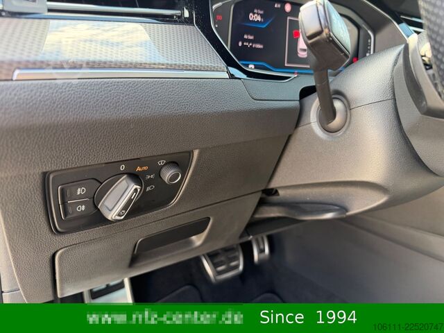 รถมินิบัส VW Passat Variant Alltrack 4Motion 2.0 TDI HeadUP